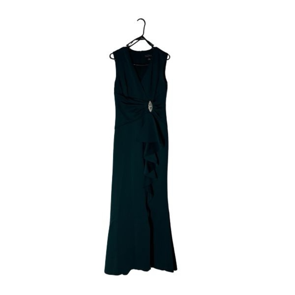 Elegant Dark Green Sleeveless Dress